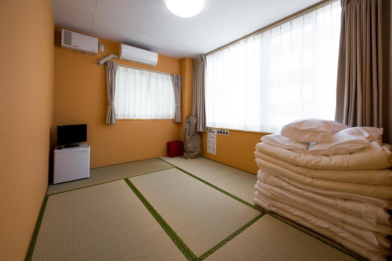 Guest House Yutaka Naha Exterior foto